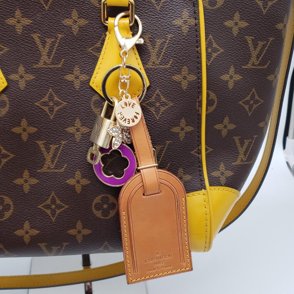 Authentic Louis Vuitton Luggage Tag with Gold Padlock & Unbranded Keychain